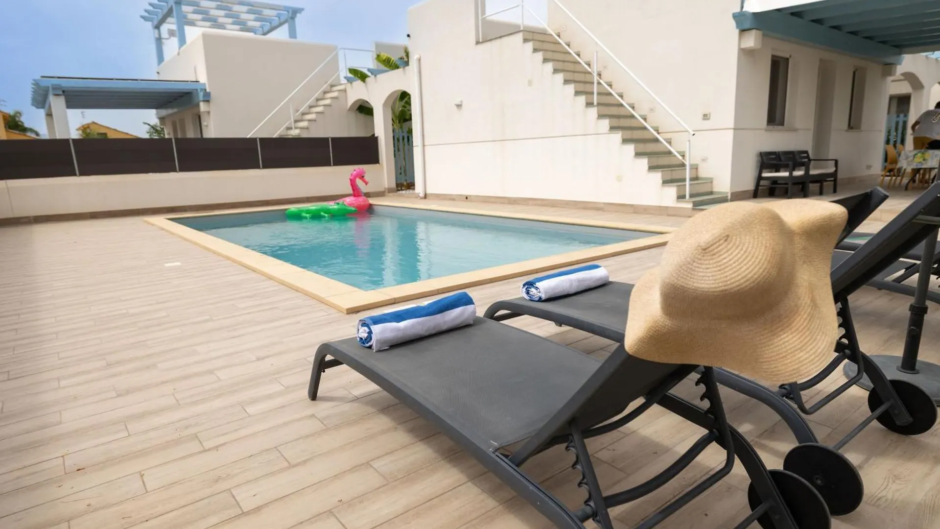 Villa Portofino Campofelice Di Roccella 0*,